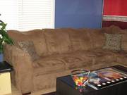 ~~BIG BEAUTIFUL SECTIONAL COUCH 1 1/2 YRS OLD!!~~ Paid $2100~~